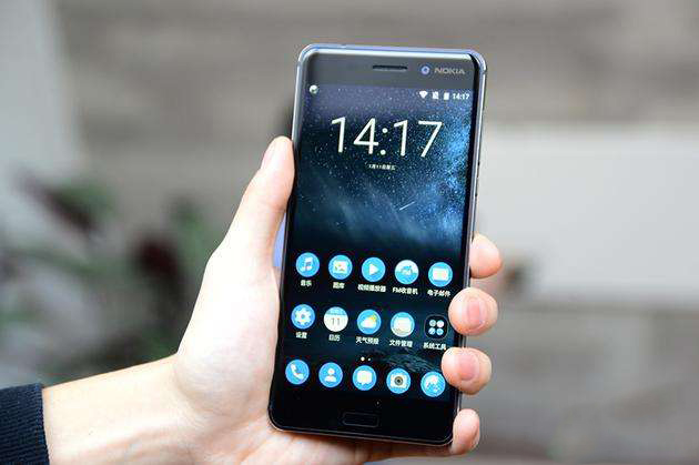 Nokia重归连射4款新手机，砸核桃仁的“百元机”也来啦！