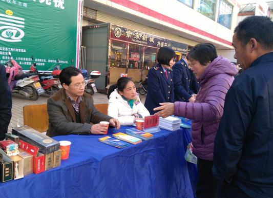 红安县法律援助律师积极参与315消费者维权 法律咨询宣传活动