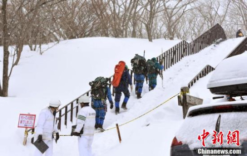 日本栃木县雪崩已致8人心肺停止 多人失踪受伤