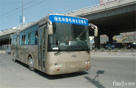 哈尔滨市83路203路公交车 更新88台纯电动公交