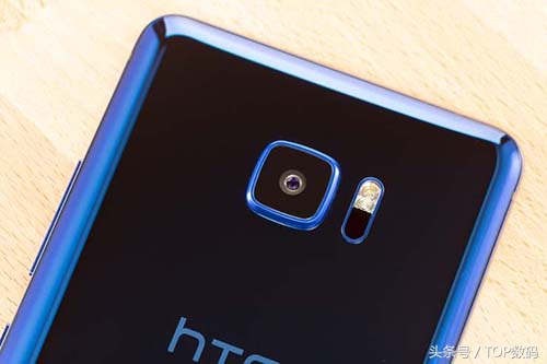 市场价5088元的HTC U Ultra下手感受：照相不尽如人意