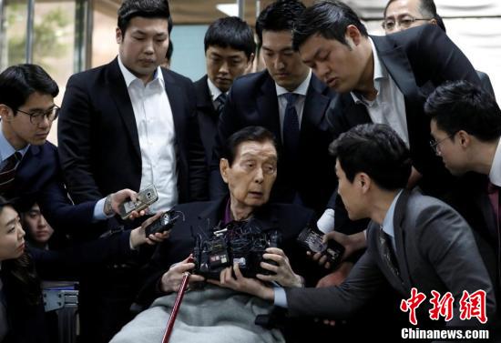 韩乐天集团会长家族被法院传唤 涉贪污和违反信任罪