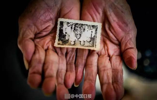 励志！桂林老太41岁开始学摄影，转眼已坚持了64年！