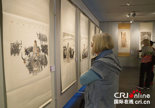 “大风敦煌——张卫平中国画作品展”在德国柏林开幕