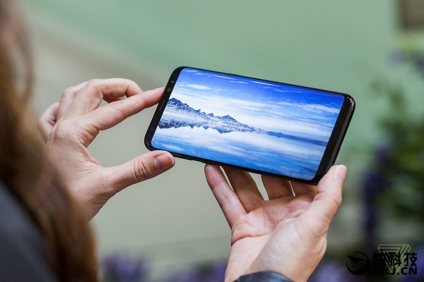 三星Galaxy S8全面屏手机揭密：屏幕分辨率默认设置1081080 