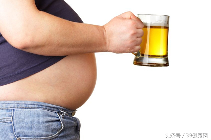 喝啤酒不仅不会有“啤酒肚”，还能帮你减肥！