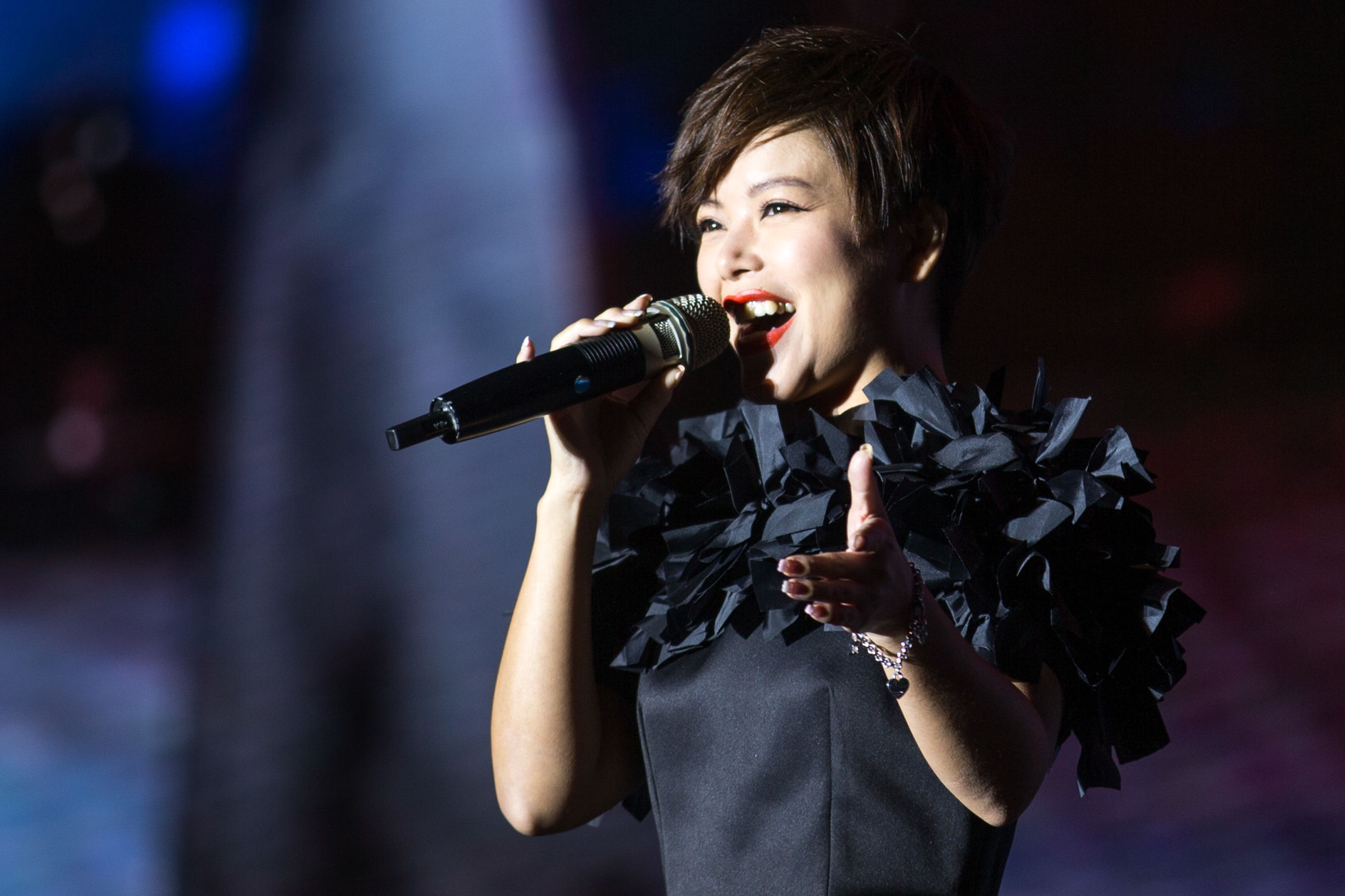 慕容晓晓:原来是她唱《爱情买卖》而成名!