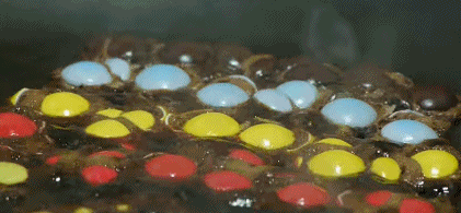 蜜汁动图：看美味的糖果如何在热锅上融化