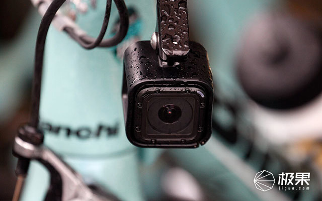 GoPro HERO Session运动相机：体积小巧录制清晰，裸机还防水