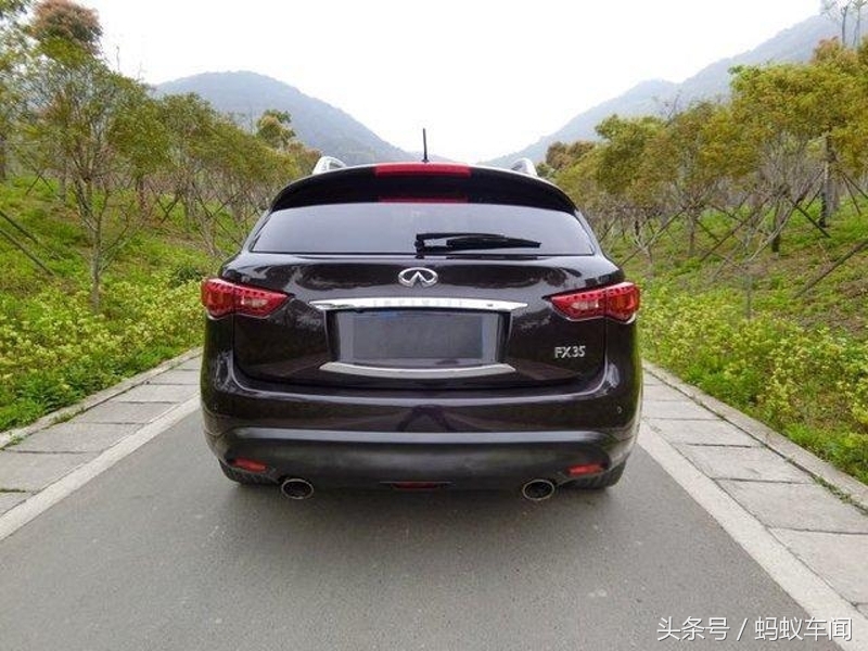 实拍2009款 英菲尼迪Fx35，Q7同级别10万公里还很新