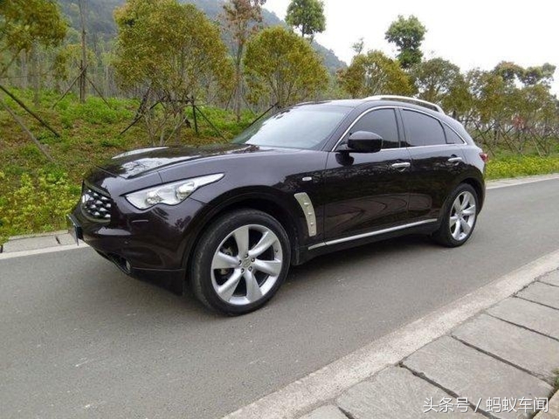 实拍2009款 英菲尼迪Fx35，Q7同级别10万公里还很新