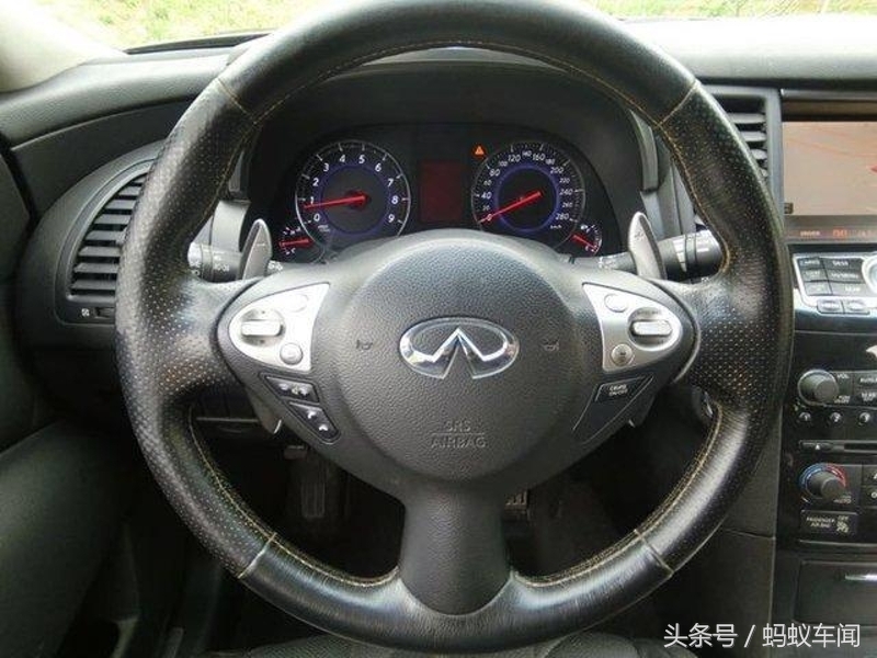实拍2009款 英菲尼迪Fx35，Q7同级别10万公里还很新