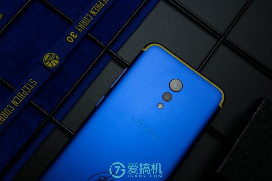 库昊扶持 vivo Xplay6杜兰特订制板图赏