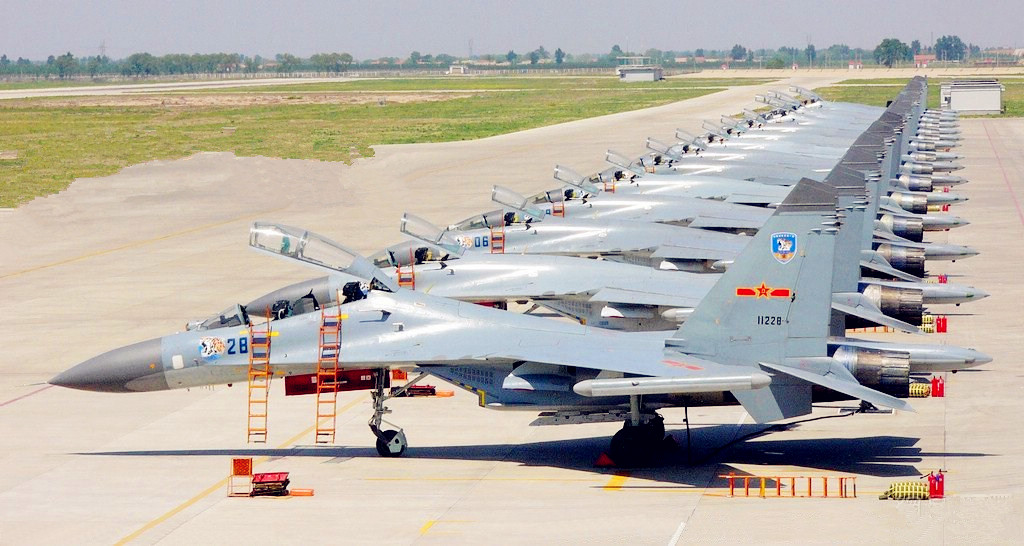 目前中国空军主力战斗机实力排名 !