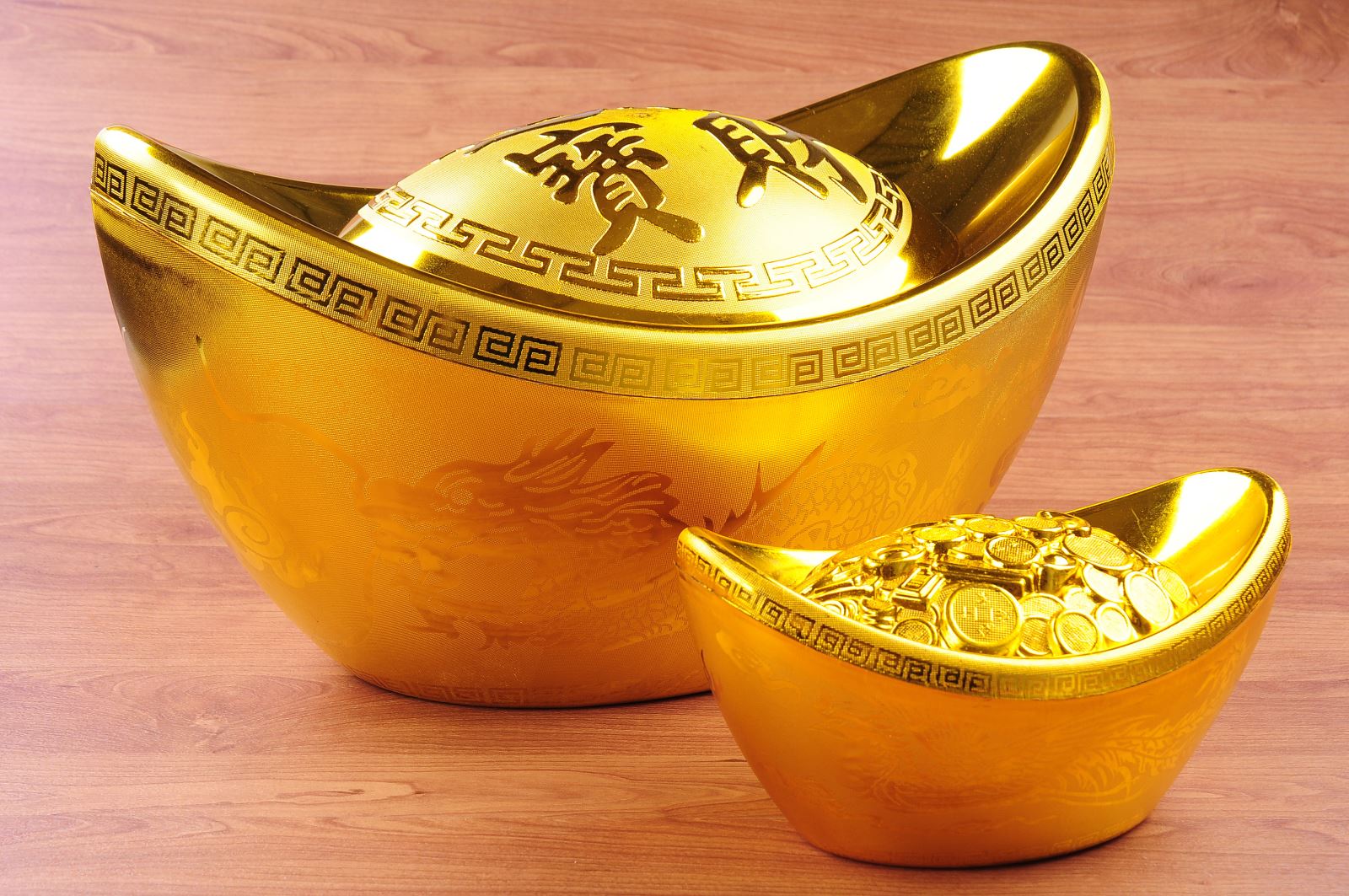 大家肯定都会想到生肖牛,牛这个生肖在所有的生肖里是守财出了名的