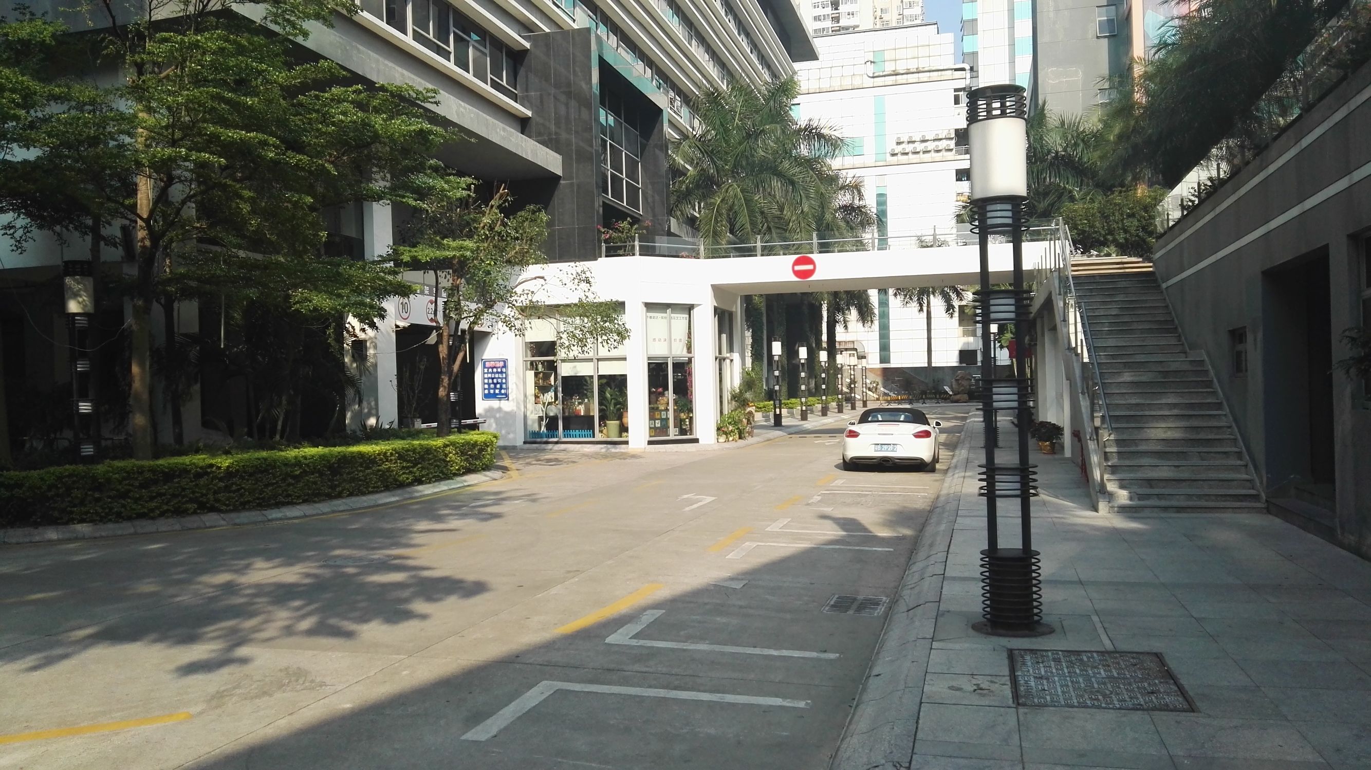 深圳动漫园今天格外的安静喜欢这种