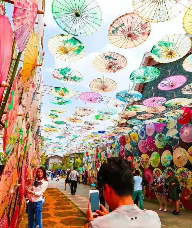 安顺：这场“油纸伞节”让“旧州山里江南”美爆！