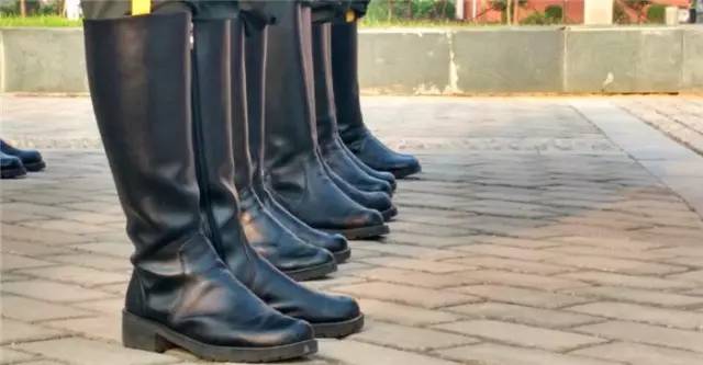 在部队，你一定穿过这7双鞋！