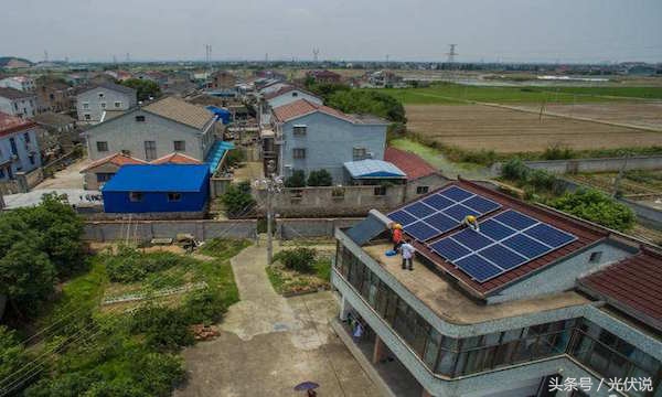 都说农村太阳能光伏发电好！它能给农村百姓带来哪些好处？
