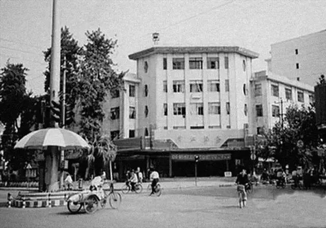 时光穿梭，赣州1980、1990年代老照片，你能认出多少？