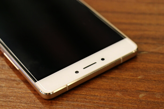 金立S8，高端智能手机的新标杆：全世界最薄外框 金属外壳外壳