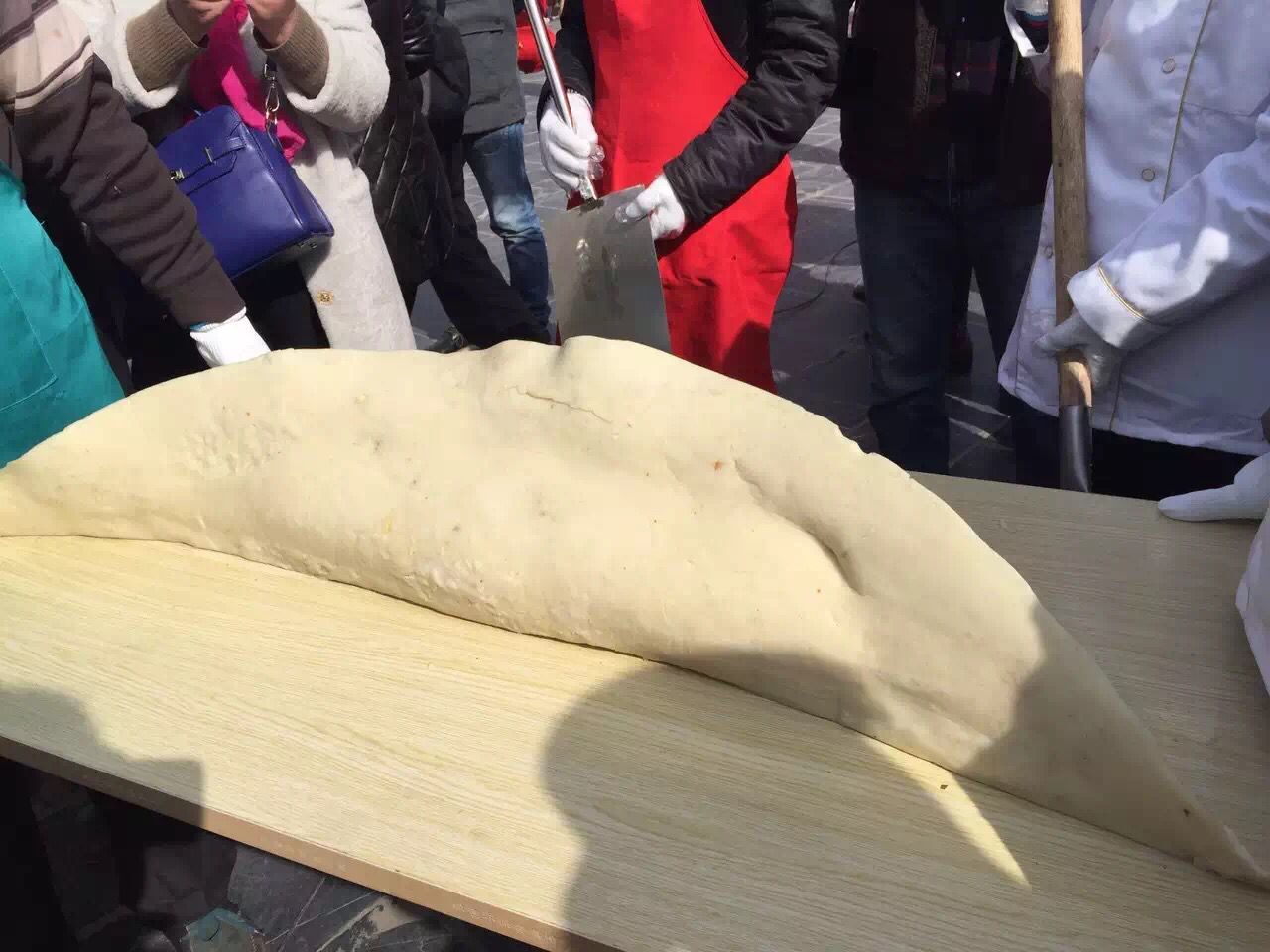 三河米饺节：你见过用“米“单位测量的米饺吗