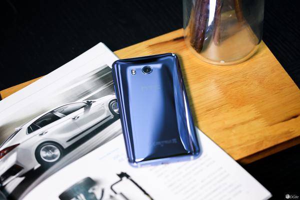 HTC U11 体验：除了「旗舰」还有什么？