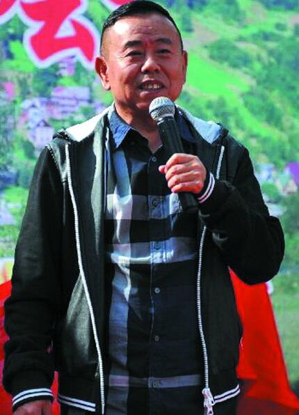 《一村之长》登陆央视 潘长江将喜剧进行到底