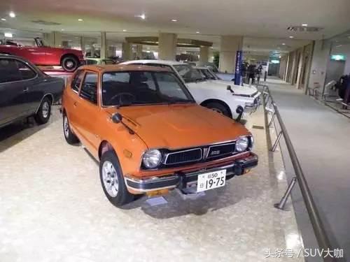 80后的集體回憶  盤點(diǎn)那些年奧特曼里的戰(zhàn)車