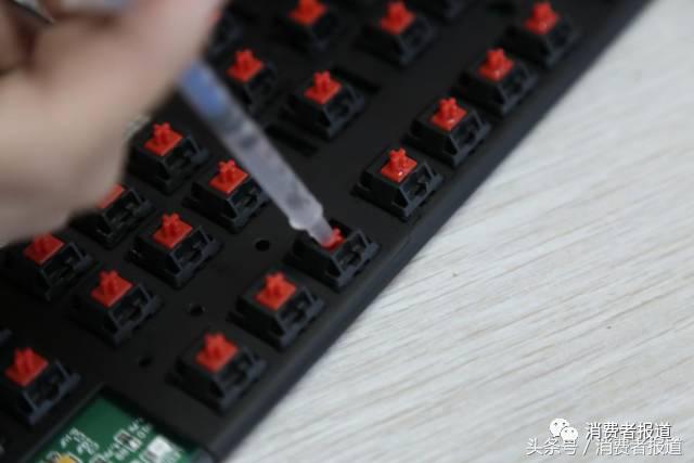 机械键盘DIY全教程：一把牛逼的键盘是这样诞生的！