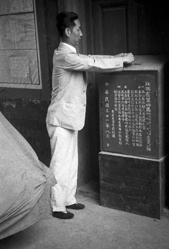 时光穿梭，赣州1980、1990年代老照片，你能认出多少？
