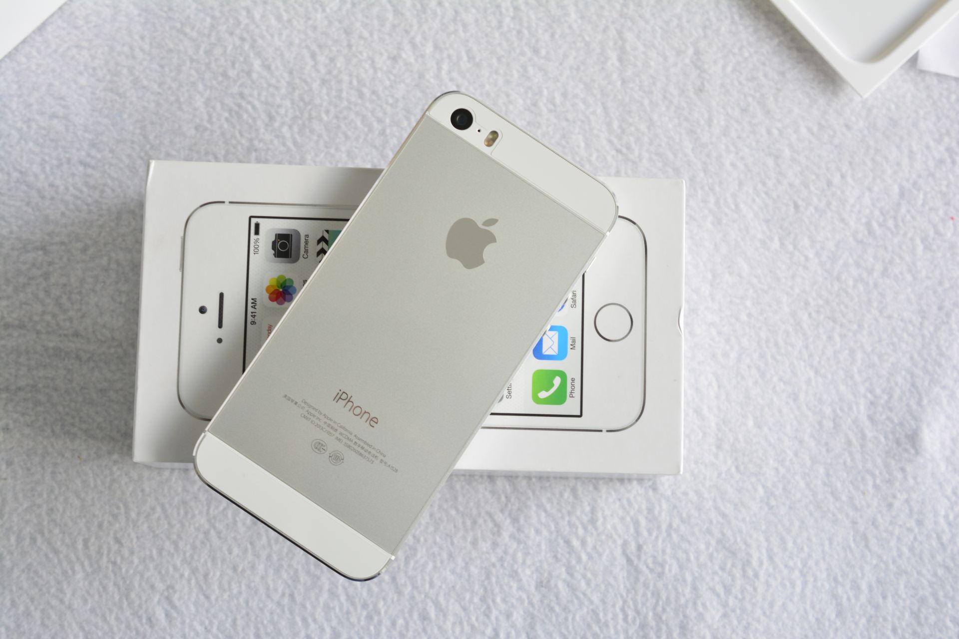 iPhone5s创历史时间新廉价，小屏手机之优选