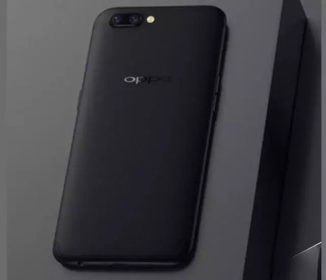 一加5 真机详细曝出，和 OPPO R11很类似？