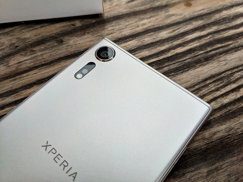 索尼Xperia XZs评测：拍照与超慢动作录制是最大亮点