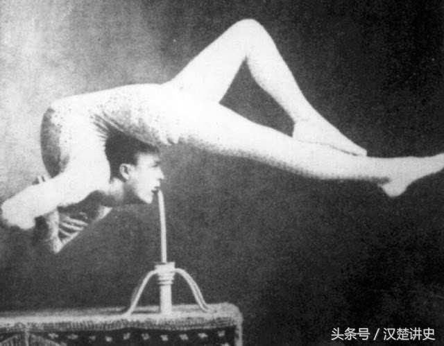 一些诡异的复古马戏团老照片,这是要让人觉得害怕吗?