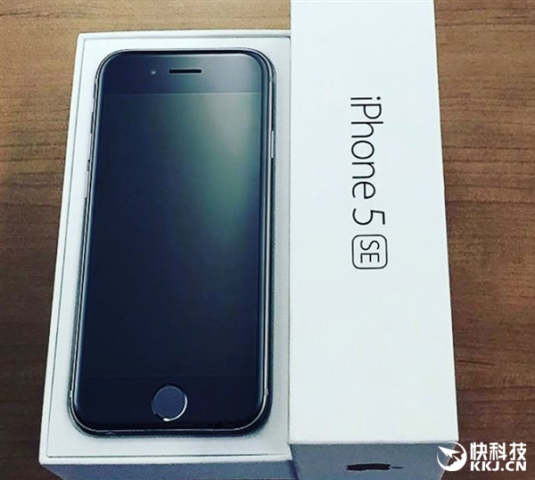 市场价忠厚！iPhone 5SE真机碟照首曝：大爱无疆