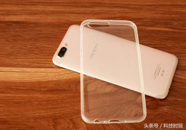 OPPO R11拆箱：轻巧笔挺，关键点优异