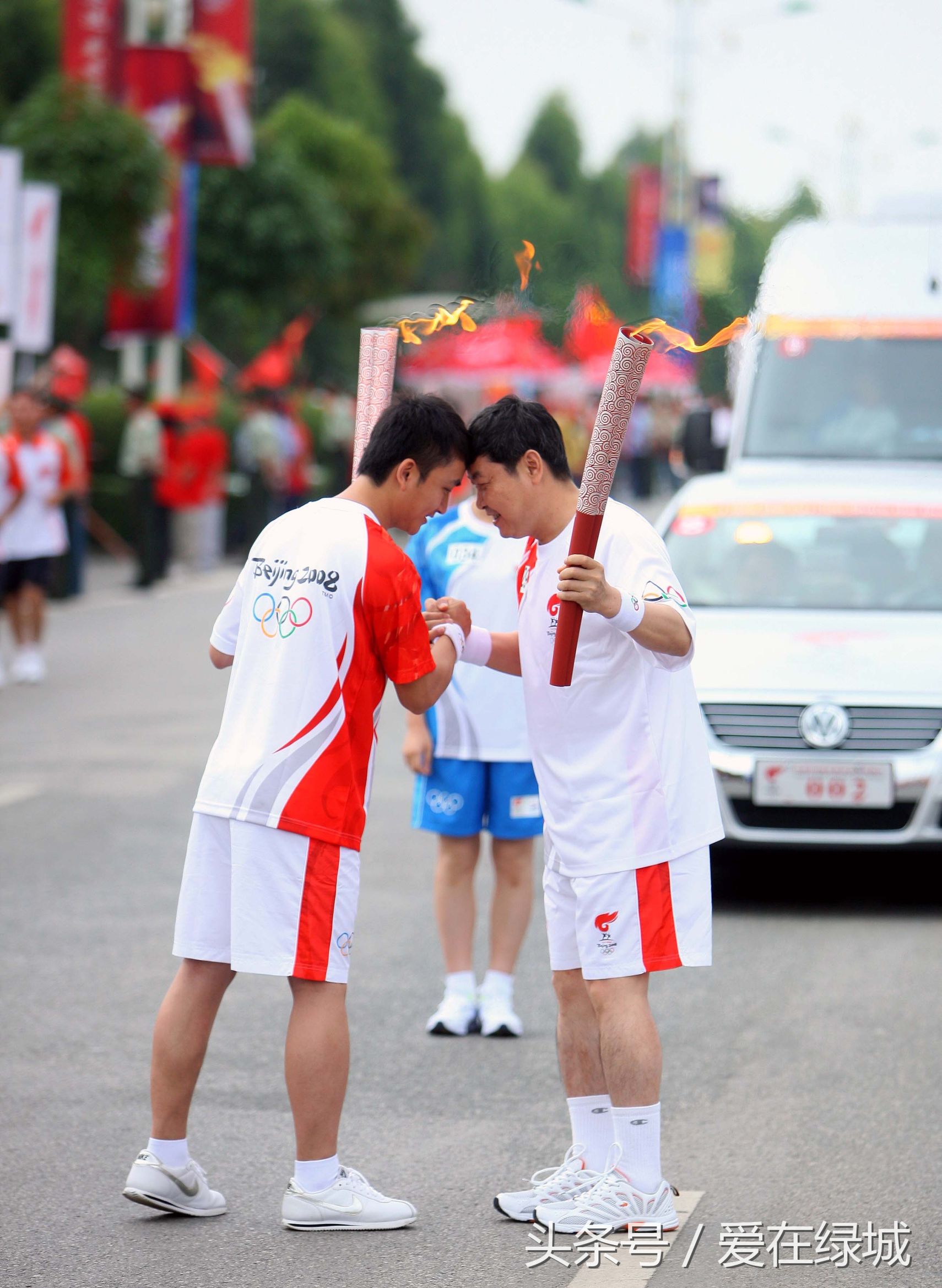 奥运会圣火多久到南宁(2008年广西最激动的一刻奥运火炬在广西传递)