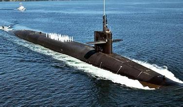 美国航母遇到它只能退避三舍，它是目前世界上速度最快的核潜艇！