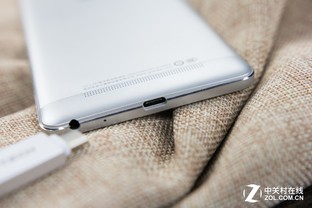 金立M5Plus反向充电检测:填满2次iPhone