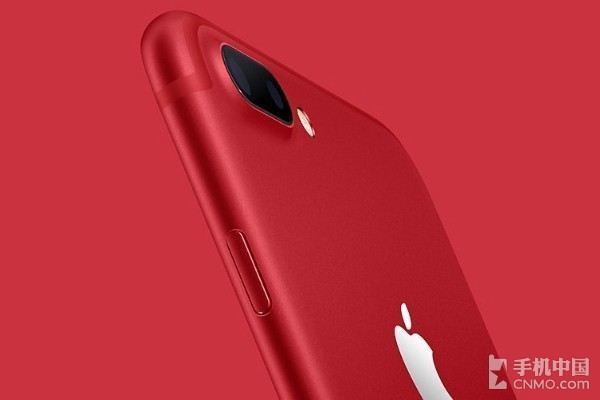 iPhone 7亮黑降至4588元 有32GB版了