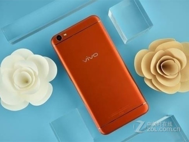 vivo Y67系统软件顺畅 ZOL商城系统在售1798元 （有赠送品）