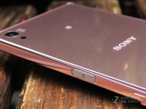 sonyXperia Z5 Premium数据信号好 京东商城市场价2858元