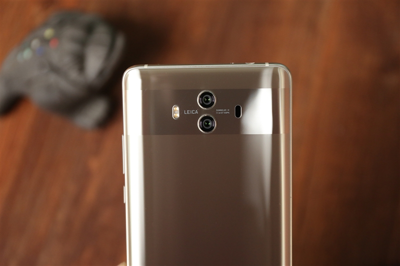 HUAWEI Mate 10首发评测：国产最强旗舰！