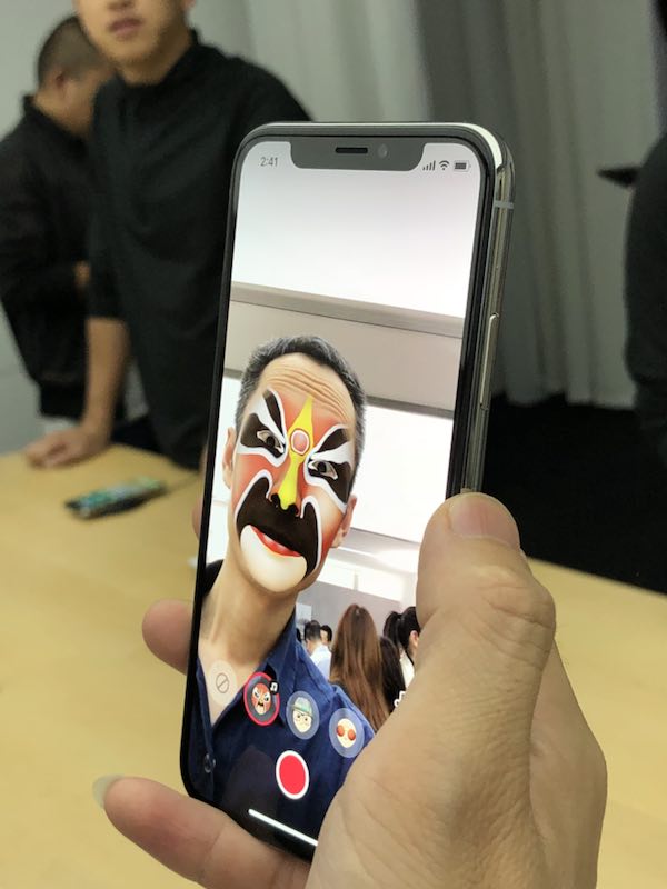 沒有Home键的iPhone X入门感受：顺畅便捷又好玩儿