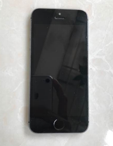 五百元接到颜值爆表iPhone5s深空灰，真不愧是iPhone經典商品！