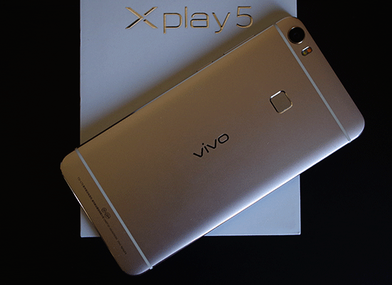 有很大的样子 vivo Xplay5测评 单叶双曲面屏 4g运行内存超棒