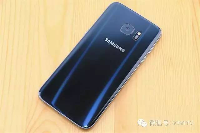 超乎7待的双面曲三星Galaxy S7 edge不完全评测