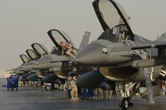 美国空军又开脑洞：让战斗机携带30架无人机作战