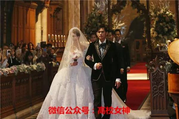 揭秘台湾黑涩会美眉：鬼鬼红到韩国，昆凌嫁给周杰伦！